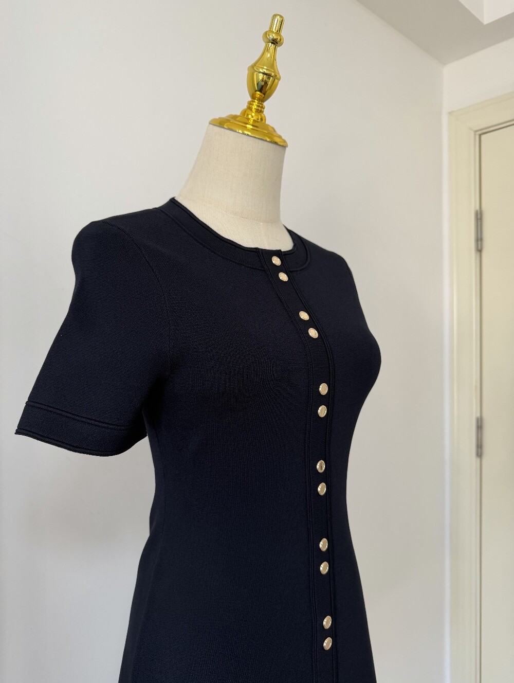 Sandro Mini knit dress with ruffles - Picture 9 of 14